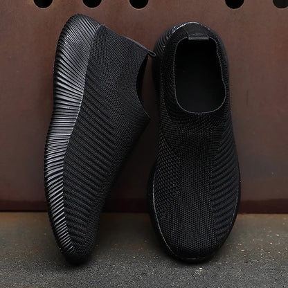 Step into Comfort: Lightweight Slip-On Women’s Sneakers for Effortless Style and Outdoor Adventures