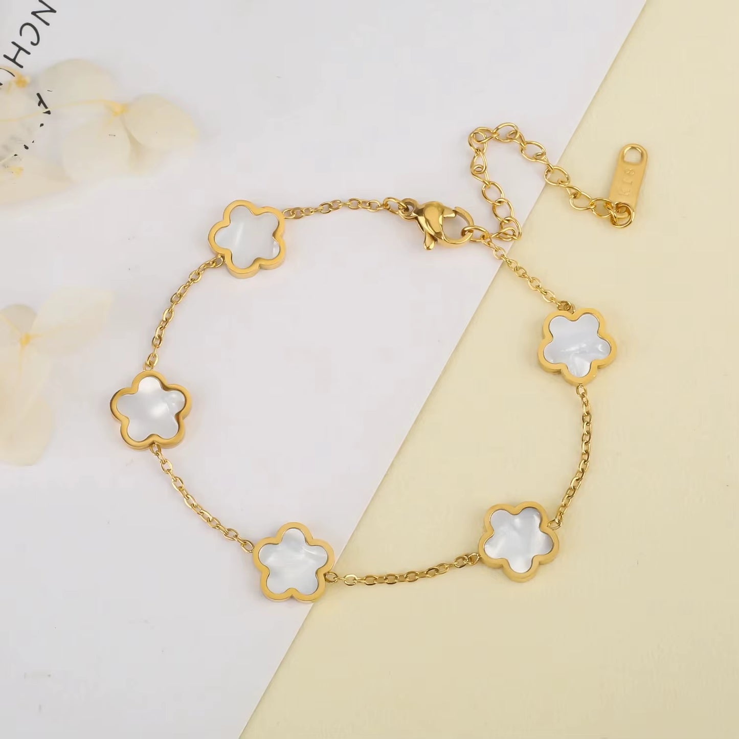 Stainless Steel Plum Blossom Gold Plated Bracelet Five Leaf Flower Jewelry Clover
